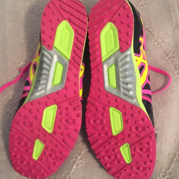 Asics running shoes NWOT - Picture 4 of 7